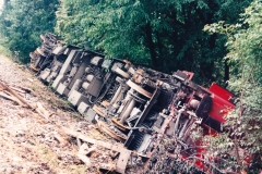 nejhůř dopadl tento převrácený vůz - Jeseník nad Odrou 12.7.2017 - foto Jan Šantrůček