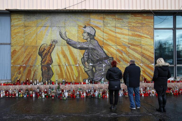 Ve Stonavě proběhl pietní akt za oběti důlního neštěstí